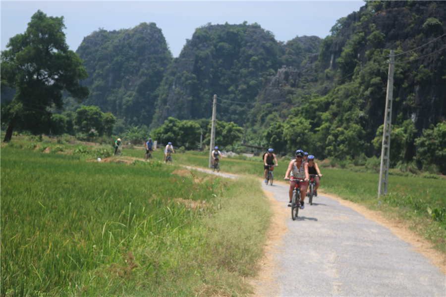 Hanoi to Ninh Binh Bike Ride 1 Day